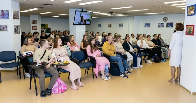 Екатеринбургский филиал «СОГАЗ-Мед» провел встречи с семьями в честь Дня семьи, любви и верности, новости, пресс-релизы, статьи, «СОГАЗ-Мед», омс